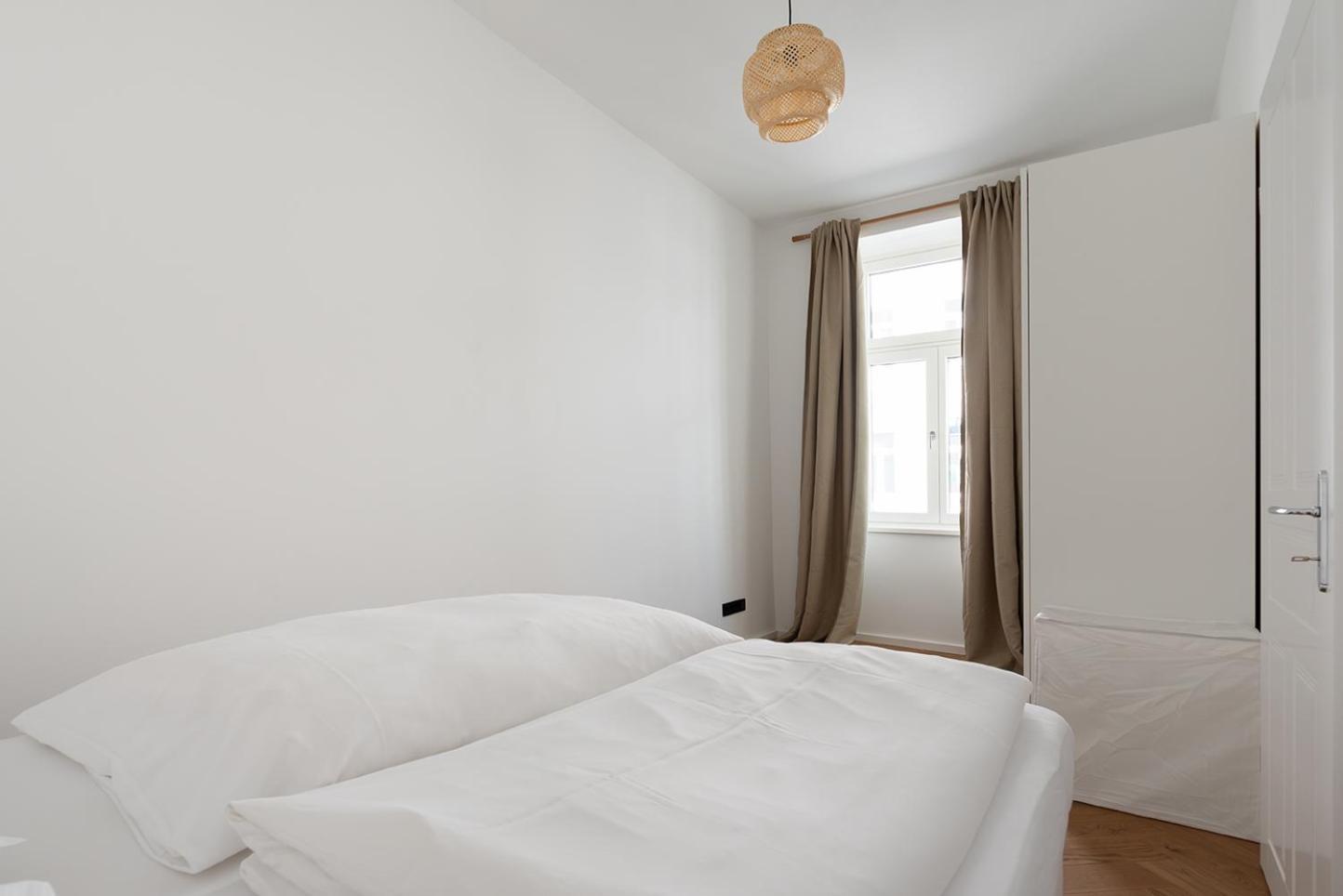 Modern Wohnen Im Renovierten Stil-altbau * Wien