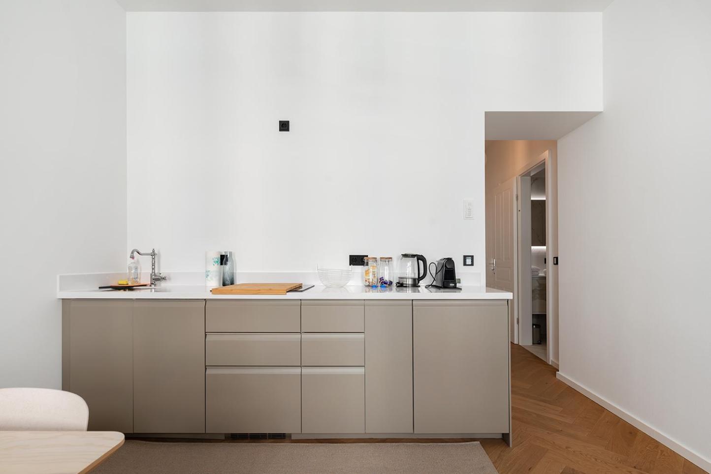 Modern Wohnen Im Renovierten Stil-altbau Appartement